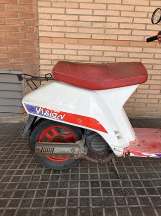 Honda Vision 49cc 2t