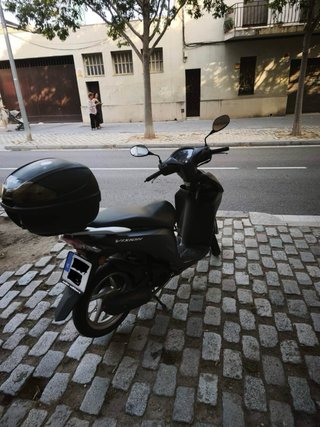 Honda Vision 110 Gris 2019 + Mapit