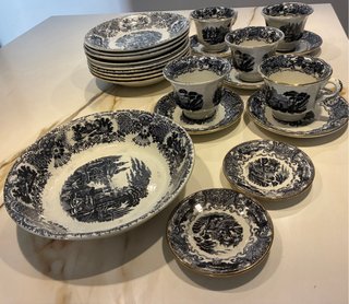 Vajilla Cartuja Sevilla Porcelana (platos, tazas)