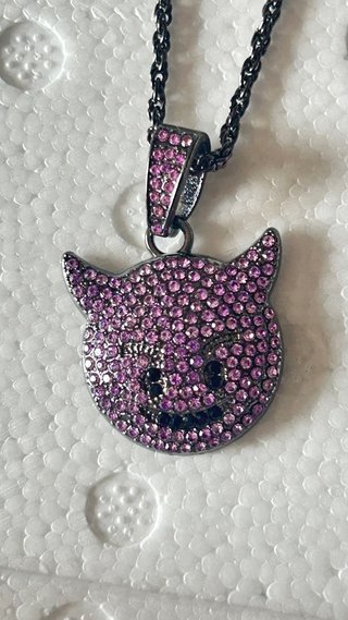 Collar Emoji Diablito Morado Circonita