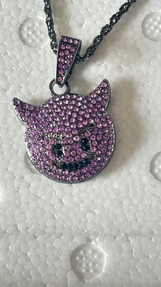 Collar Emoji Diablito Morado Circonita