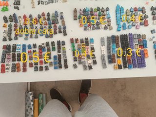 Crea tu minifigura