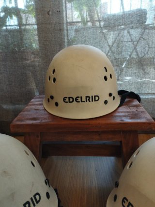Cascos escalada Edelrid 54-60 cm (precio unidad)