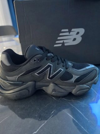 New Balance 9060 Scarpe Uomo Nero Grigio