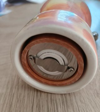 macina sale grosso in ceramica Cuore Matto