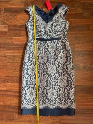 Vestido Carolina Herrera encaje azul y plateado