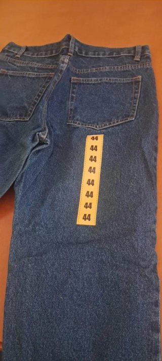 Nuevo Pantalón vaquero hombre talla 44