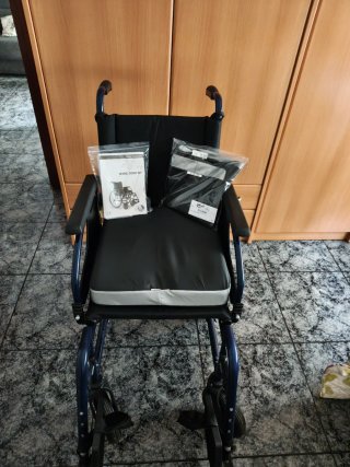 Silla de paseo con cojín y funda