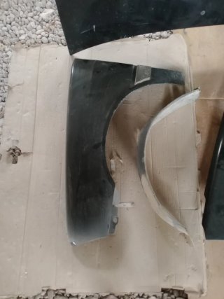 Capot y Aletas CITROEN AX y Plasticos