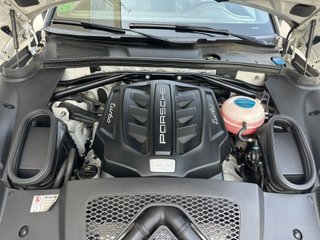 Porsche Macan Turbo – 2017