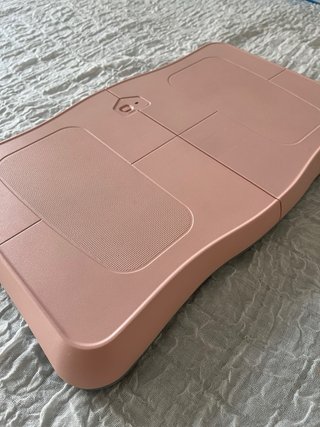 Báscula Wii color rosa en caja original