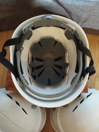 Cascos de escalada Salewa 53-61 cm (precio unidad)