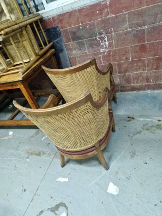 2 Sillones Vintage Caña y Piel Burdeos