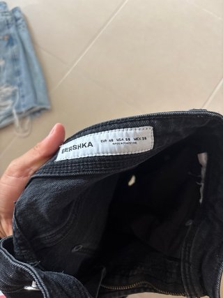 Pantalón corto Bershka negro