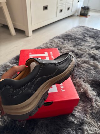 Zapatos de vestir sin cordones