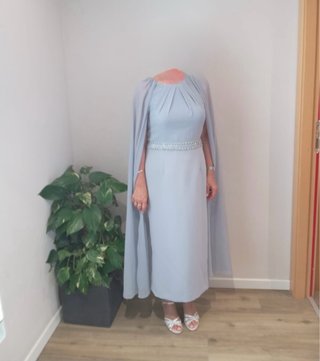 Vestido fiesta elegante azul plateado. Un solo uso