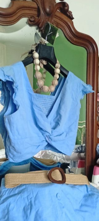 Conjunto lino celeste top y falda mujer