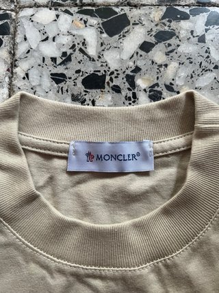 Camiseta moncler