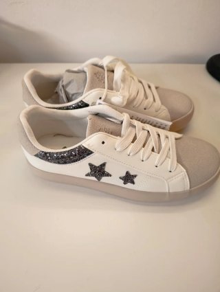 Zapatillas SPR nuevas