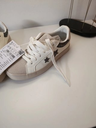 Zapatillas SPR nuevas