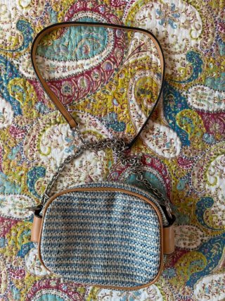 Bolso azul y marrón vintage de Binnari.