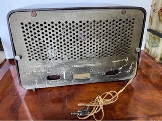 RADIO PHLIPS ANTIGUA DE VALVULAS Y BAQUELITA