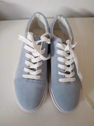 Zapatillas SPR azul y blanco