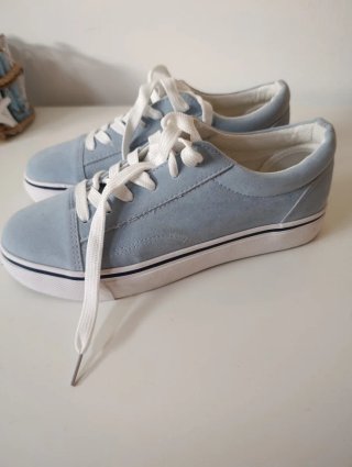 Zapatillas SPR azul y blanco