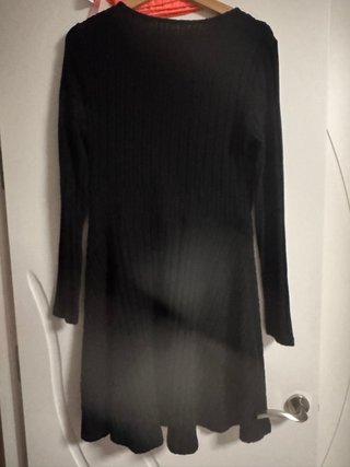 Vestido negro manga larga