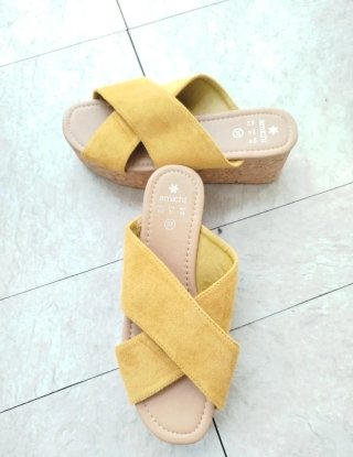 Sandalias zueco verano Amichi talla 37