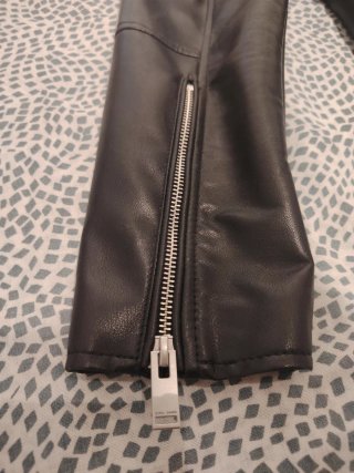 Cazadora Biker Polipiel Zara Negra talla M