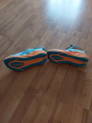 Zapatillas Asics Novablast 5 Naranja/Teal