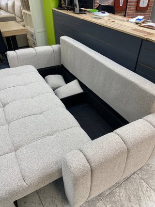 Sofá cama beige con arcón y cojines NUEVO