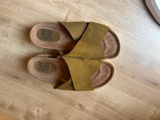 Sandalias Emmshu