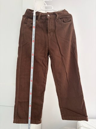 Pantalones vaqueros rectos marrones