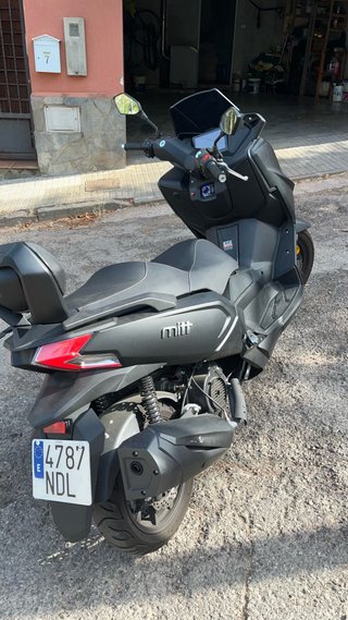 Mitt GTS 125 Negra