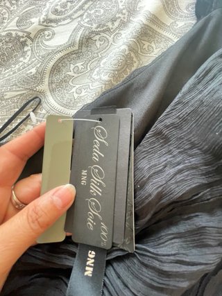 Vestido gasa negro con volantes