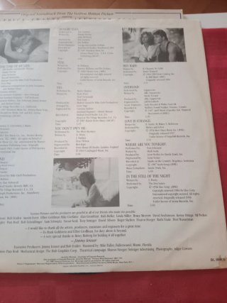 Lote 2 Vinilos: Dirty Dancing y Staying Alive