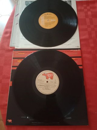 Lote 2 Vinilos: Dirty Dancing y Staying Alive