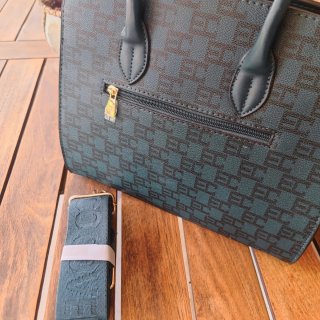 Bolso Enrico Coveri Teal y Dorado