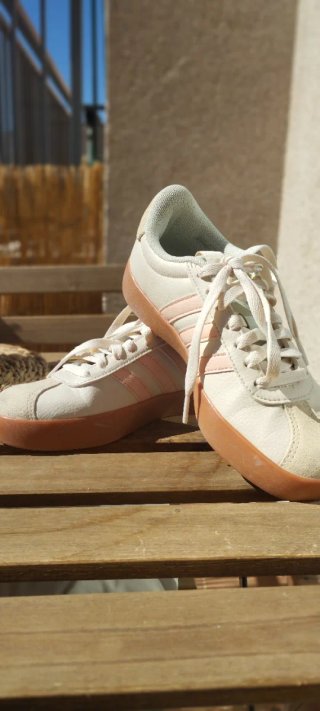 Zapatillas Adidas Mujer Varias tallas El par 50€