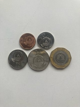 Lote 5 Monedas Cabo Verde. Escudos caboverdianos.