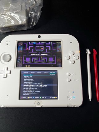 Nintendo 2DS con molti giochi
