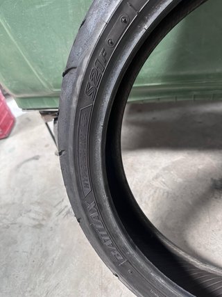 Juego Neumáticos Bridgestone Battlax S21