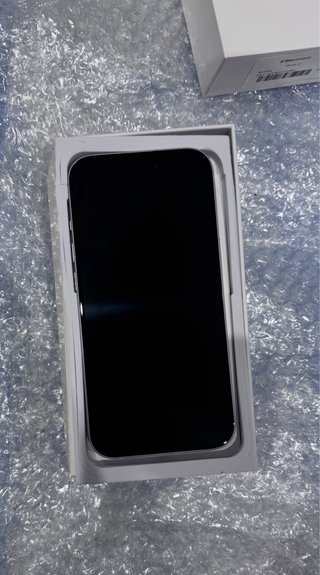 iPhone 15 128GB