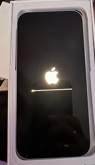 iPhone 15 128GB