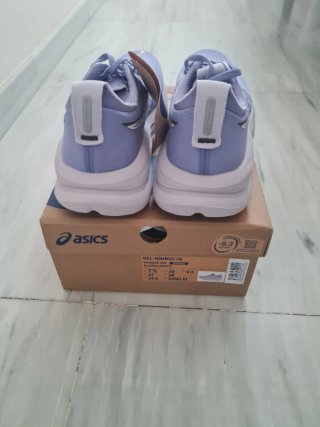 Zapatillas Asics Nimbus 28 Morado/Blanco