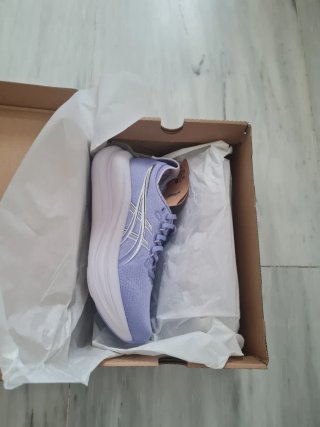 Zapatillas Asics Nimbus 28 Morado/Blanco