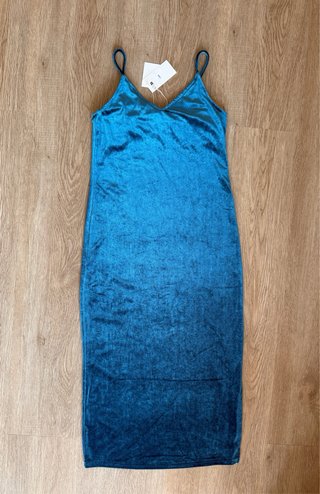 Vestido terciopelo elegante nuevo