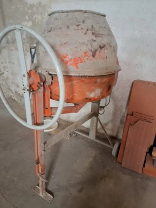 Hormigonera Eléctrica WURKO